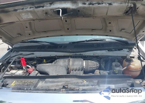 2010 Ford E-350 Super Duty Xl/Xlt из США, поврежденный, VIN 1FBNE3BL3ADA77850